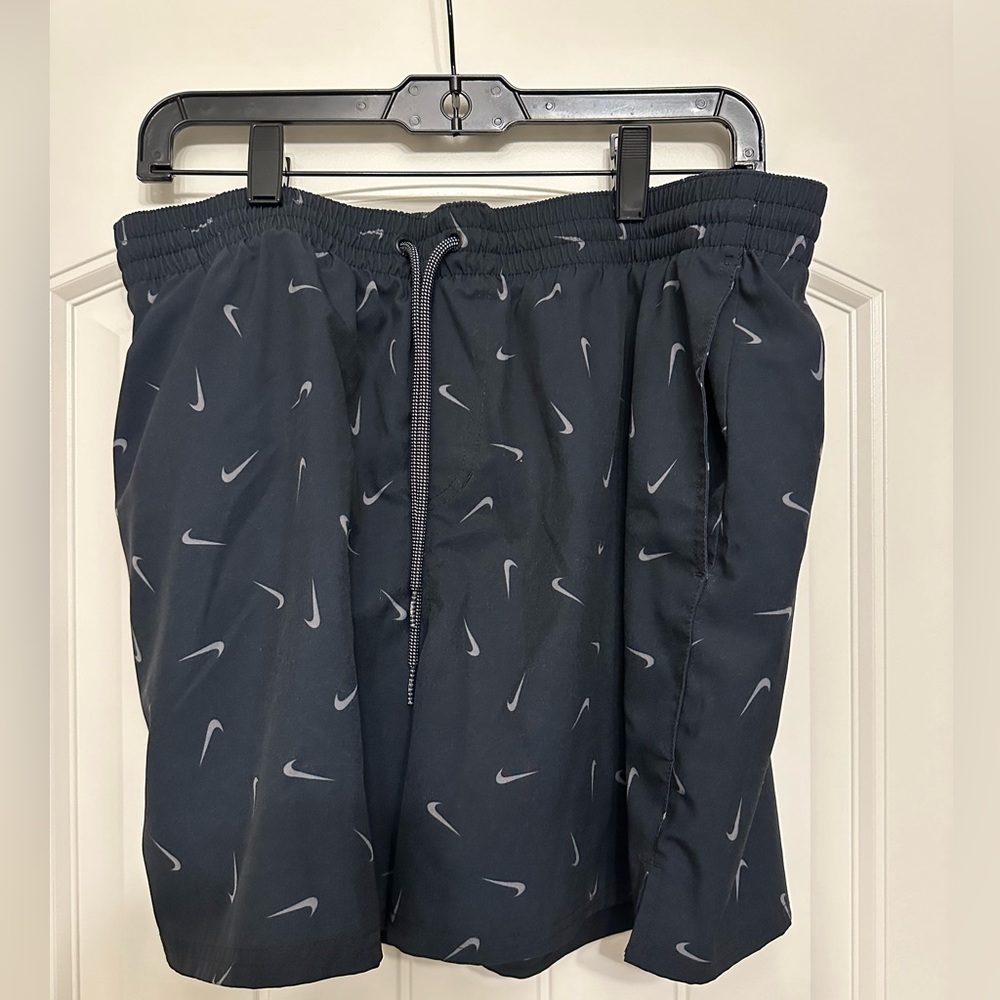 Nike XL bathing suit swim trunks